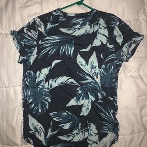 Men’s Floral Hollister T